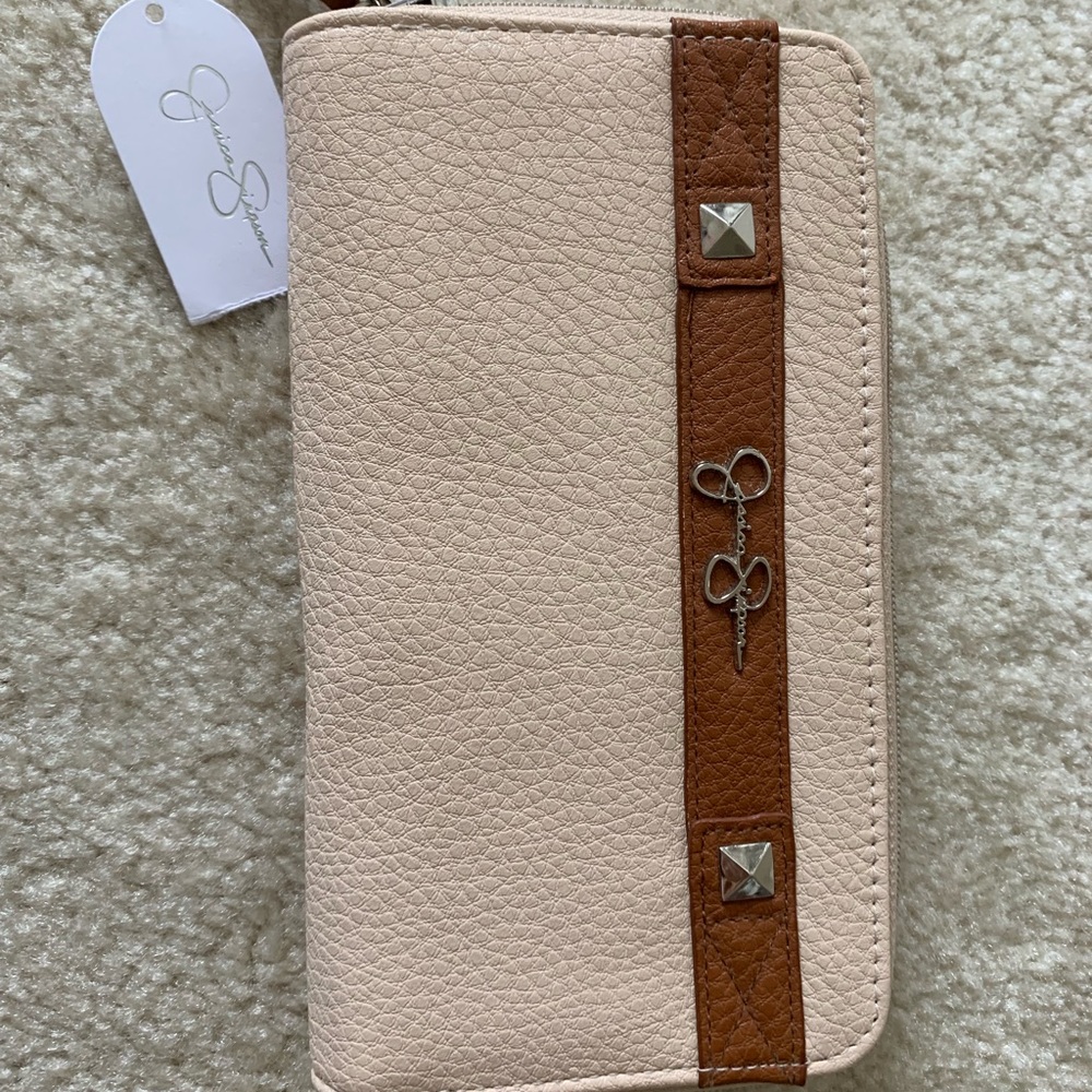 Jessica Simpson wallet